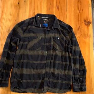 Black and green Kavu Cotten button up long sleeve